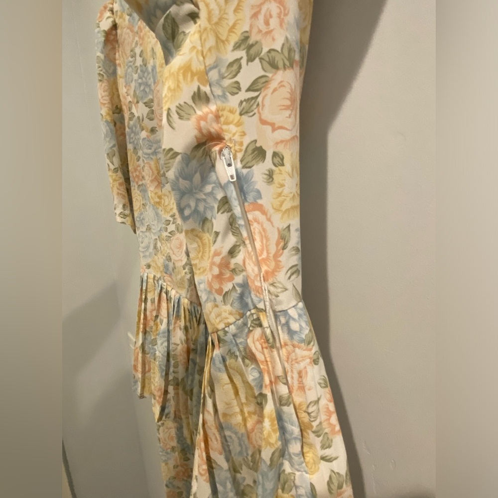 Vintage John Richard women’s pastel floral wiggle peplum dress size 10 petite - Picture 4 of 7